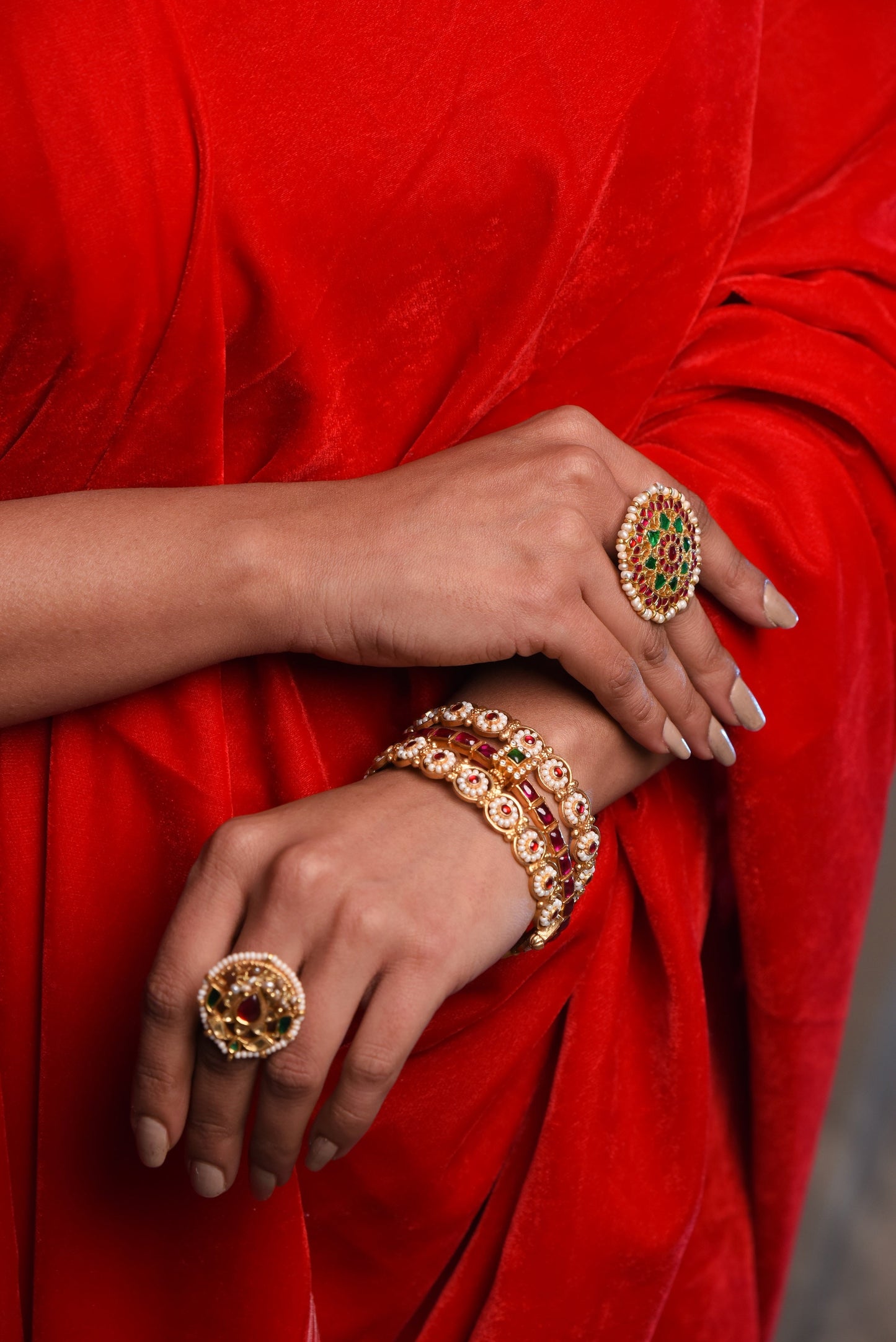 18KT GOLD RUBY WITH EMERALD BANGLE - SurabhiJewels