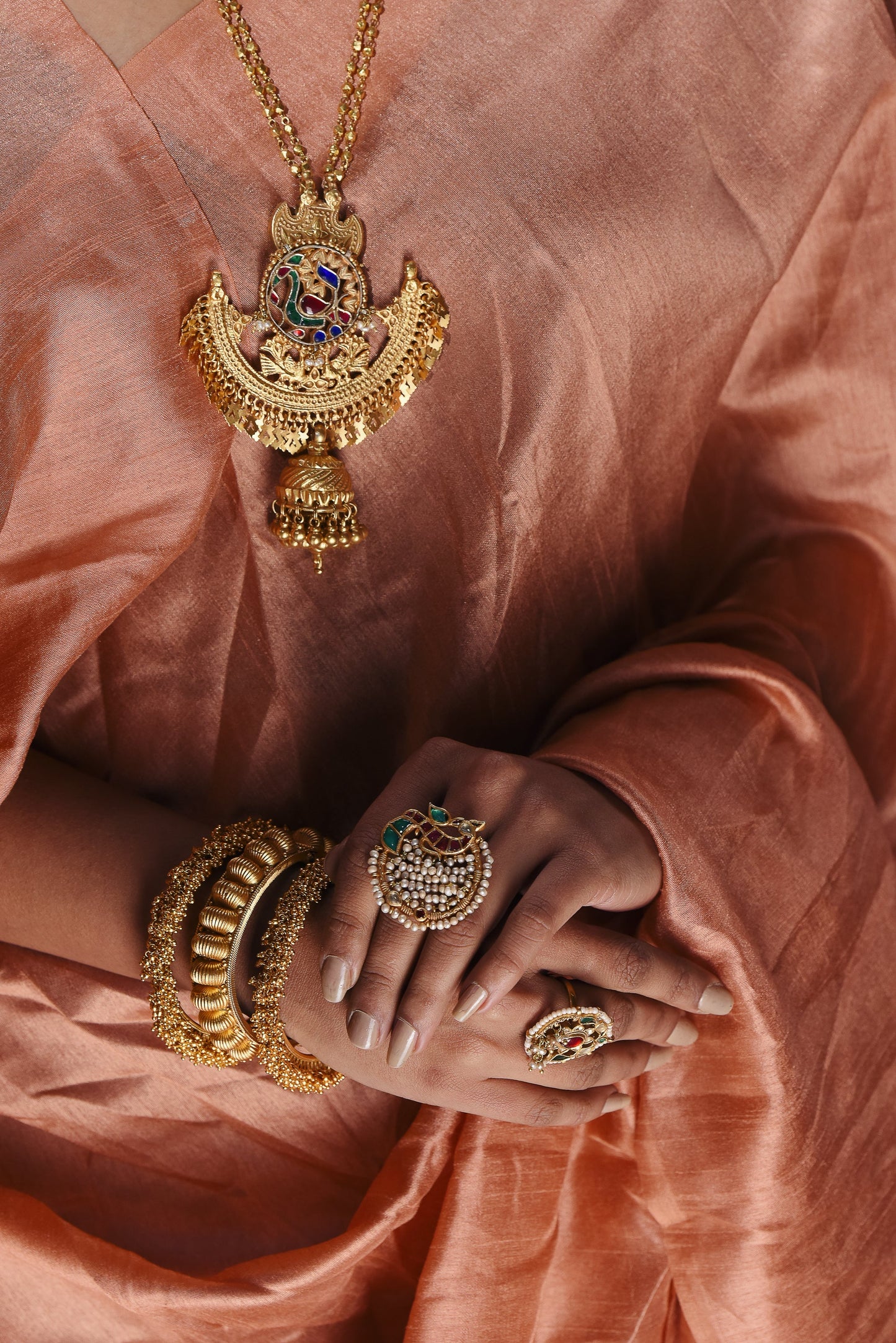 22KT GOLD PUMPKIN BANGLE - SurabhiJewels
