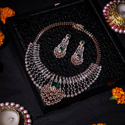 Mumtaz Emerald Diamond Necklace Set