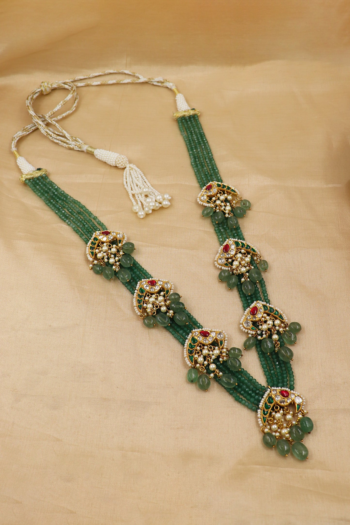 Poorvi Necklace : Emerald Gold Diamond Traditional Necklace