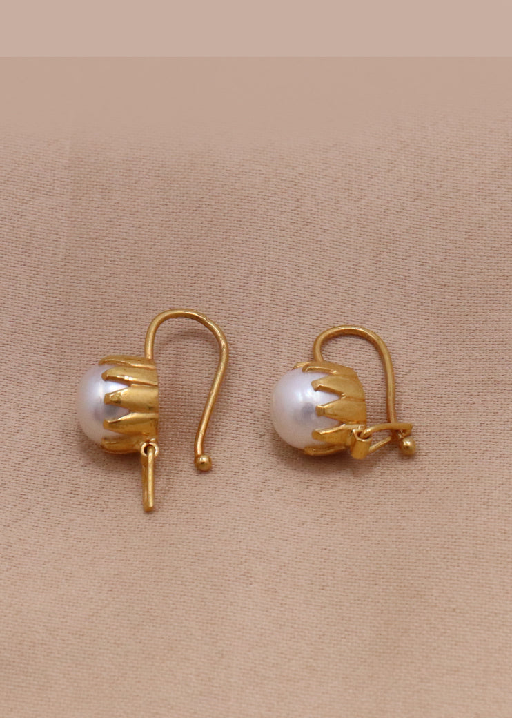 The Classic Pearl Radiance Stud Earrings