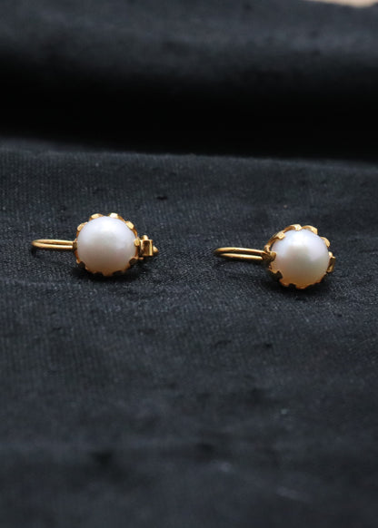The Classic Pearl Radiance Stud Earrings
