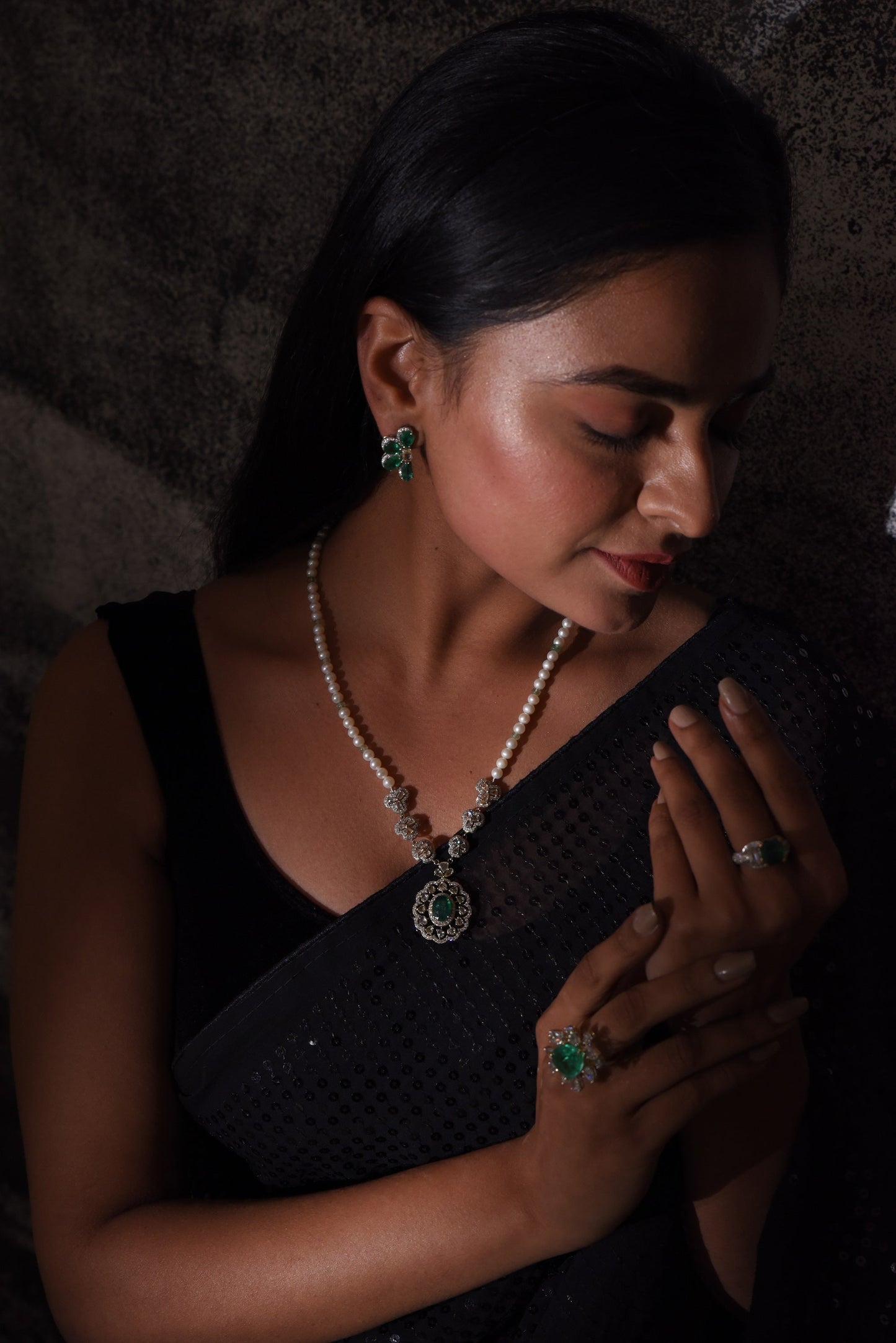 THE BAILEY EMERALD RING - SurabhiJewels