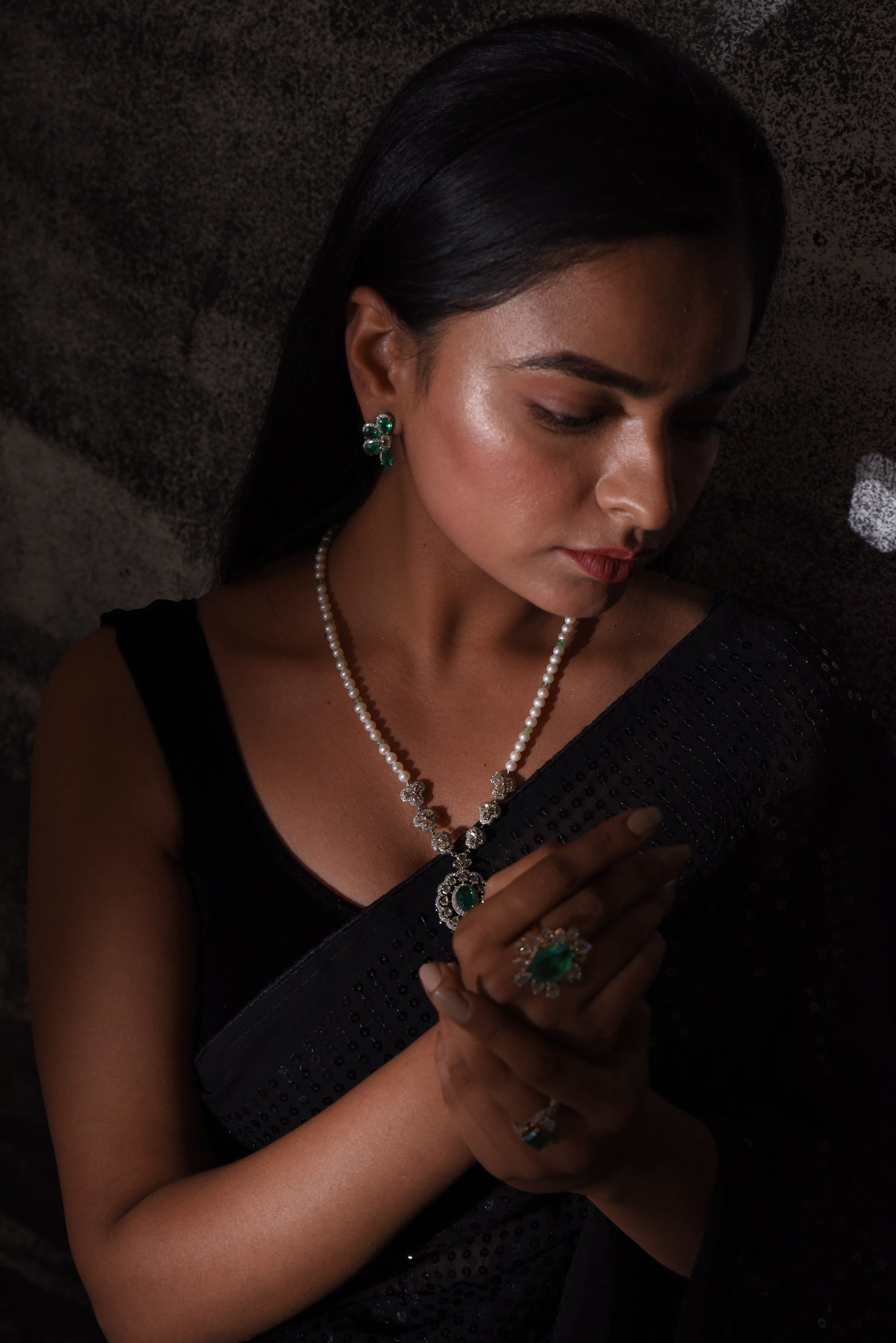 THE BAILEY EMERALD RING - SurabhiJewels